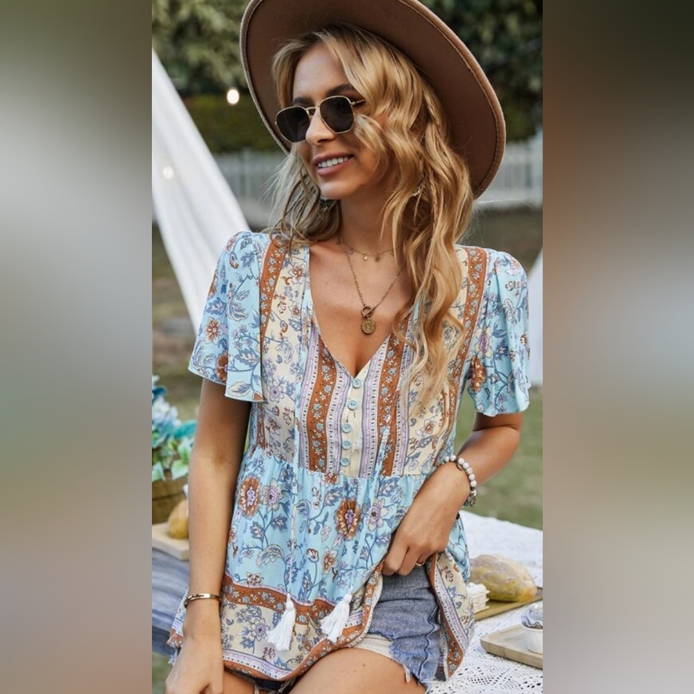 Turquoise print top